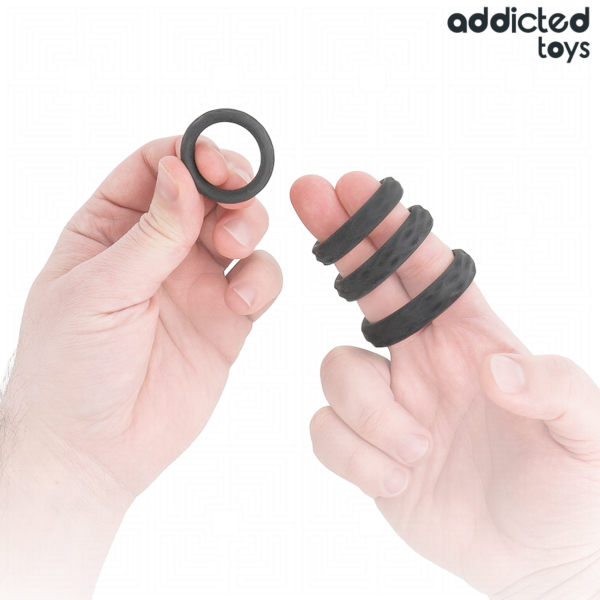 Set de patru inele texturate pentru penis Addicted Toys, în mărimi diferite