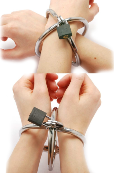 Cătușe Metal Hard Criss Cross cu lacătul lor