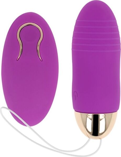 Ou vibrator Ohmama mov lângă telecomandă