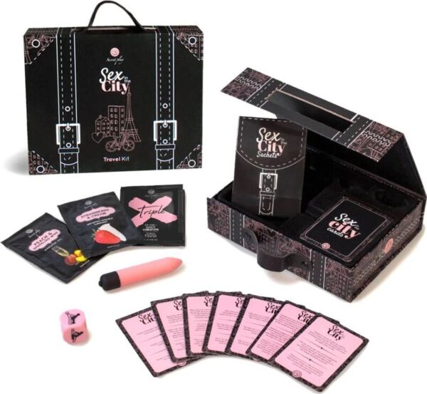 Setul de călătorie Secret Play Sex in the City cu cărțile, vibratorul bullet, zarul kamasutra și plicurile monodoză