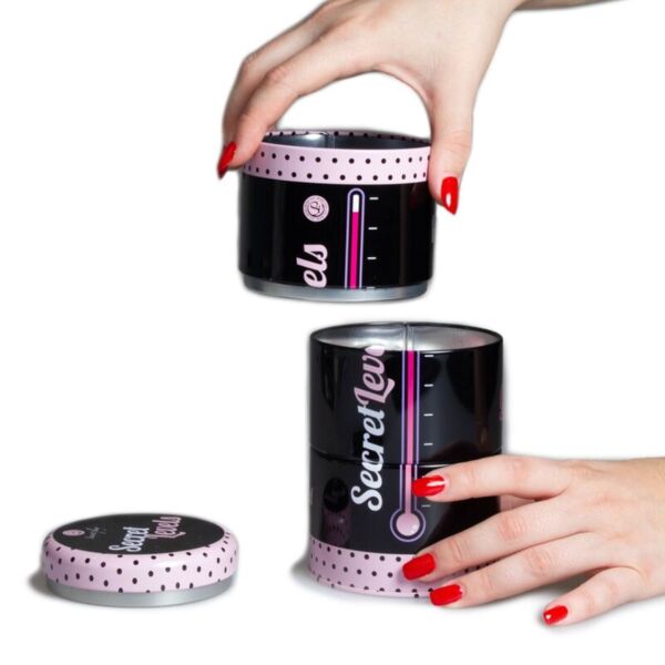 Joc erotic Secret Play Secret Levels cu cele trei cutii metalice rotunde