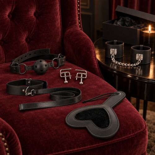 Set BDSM intermediar cu căluș, cleme, zgardă, paletă și manșete – imagine de ambianță (imagine generată cu IA)